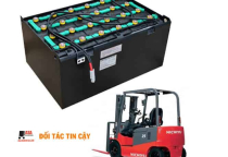 Cấu tạo bình ắc quy xe nâng và nguyên lý hoạt động