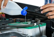 Xác định nồng độ axit trong bình ắc quy xe nâng hàng