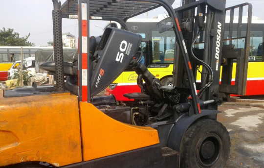 Sửa xe nâng quận 12 đơn giản, nhanh chóng – 0911.755.722