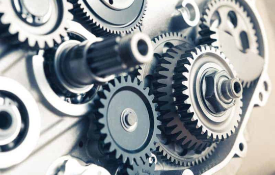 Dịch Vụ Sửa Hệ Thống Trục Và Bánh Răng Tại Xe Nâng Vinaboss