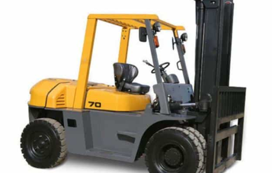 Phụ kiện và thiết bị hỗ trợ xe nâng làm việc