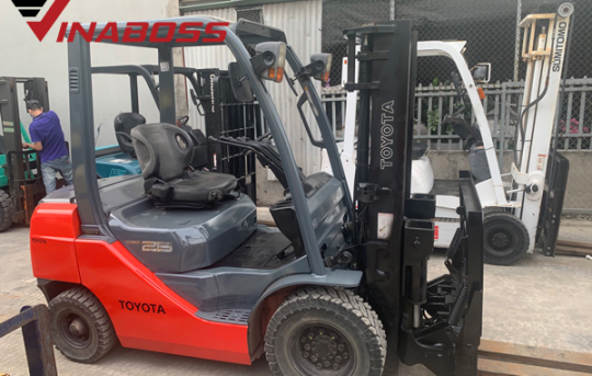 Bán Xe Nâng Tại Phường Cầu Ông Lãnh: Chuyên Dụng Cho Vựa Trái Cây, Kho Lạnh | Vinaboss✔️⭐️