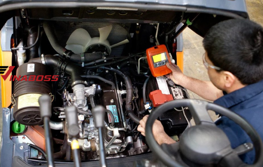 [Cẩm Nang 2025] Sửa Xe Nâng Tại Đức Hòa, Long An: Giải Pháp Tức Thì & Toàn Diện Cho Khu Công Nghiệp