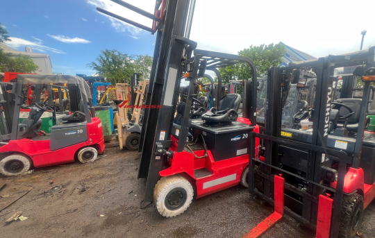 Bán Xe Nâng Tại Thành Phố Hồ Chí Minh: Giải Pháp Toàn Diện Từ Vinaboss - Uy Tín Tạo Nên Thương Hiệu 2025✔️⭐️