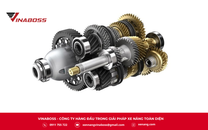 Hộp số là bộ phận quan trọng trong hệ thống truyền động của xe nâng dầu.