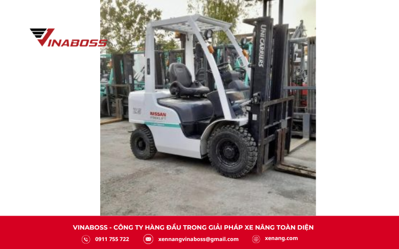 Động cơ Komatsu 4D94LE mạnh mẽ giúp xe vận hành ổn định, ngay cả khi làm việc liên tục với tải nặng