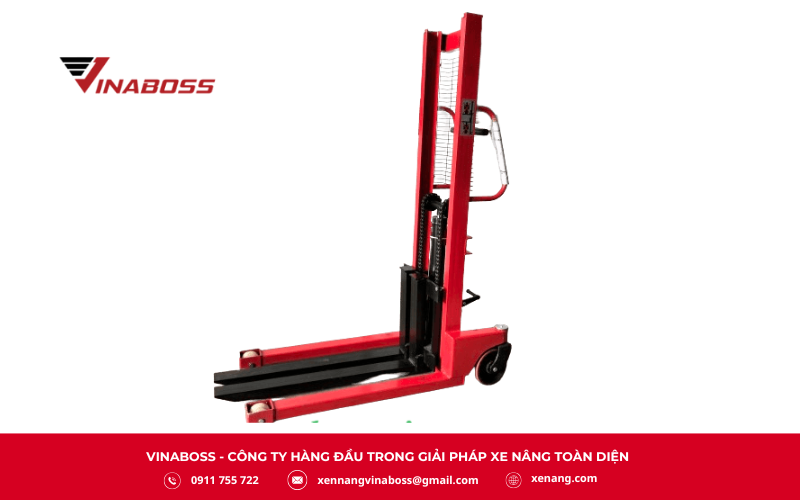 Xe nâng tay cao 500 kg Model A0.5/12 là giải pháp tối ưu cho việc nâng hạ và di chuyển hàng hóa nhẹ