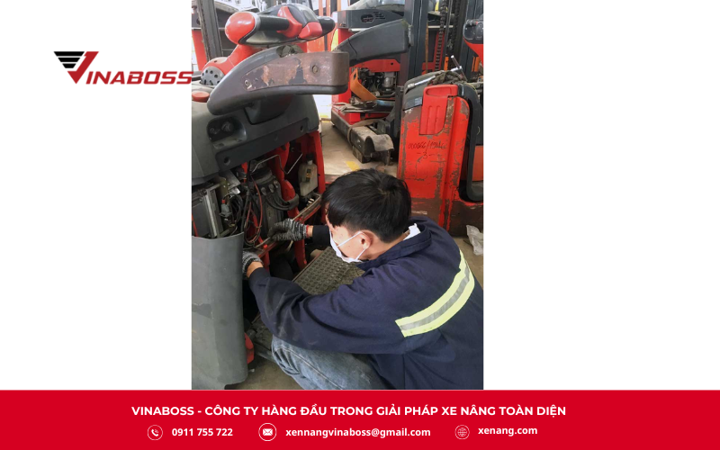 Hệ thống điện đóng vai trò dẫn truyền năng lượng đến toàn bộ động cơ và bộ phận điều khiển