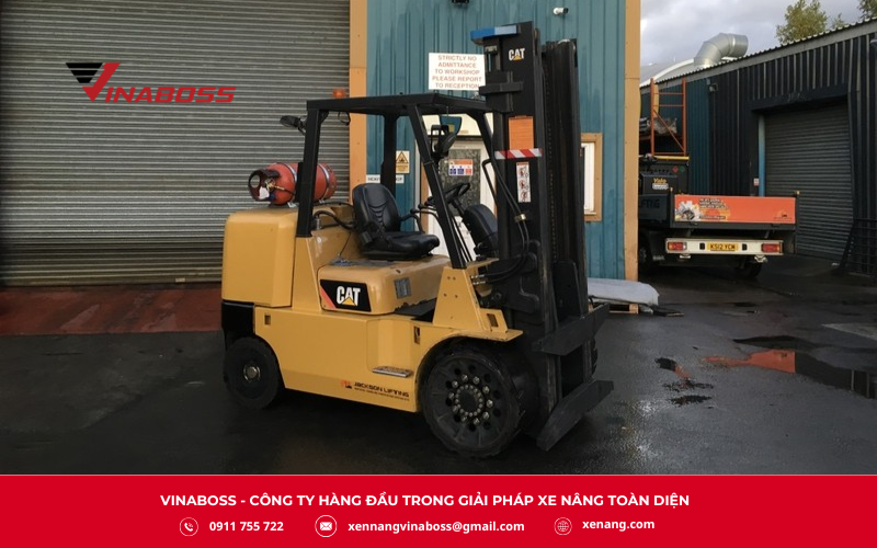 Chăm sóc xe nâng định kỳ là cách đơn giản để hạn chế sửa chữa tốn kém