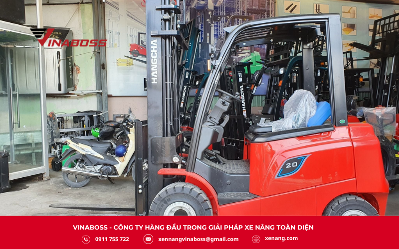 Công ty Xe Nâng Việt Nhật là đơn vị chuyên các dòng xe nhập Nhật 