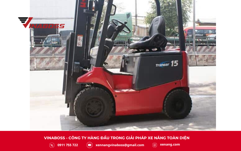 Trước khi lên xe, hãy kiểm tra kỹ hệ thống phanh, đèn, còi và bình ắc quy để đảm bảo