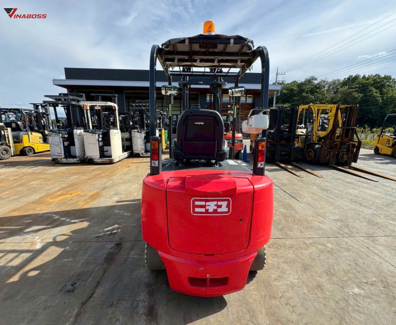 Xe nâng điện ngồi lái NICHIYU FB25PN-77C-400SE là lựa chọn lý tưởng cho doanh nghiệp đang tìm kiếm giải pháp nâng hạ hiệu quả, bền bỉ và thân thiện với môi trường. 