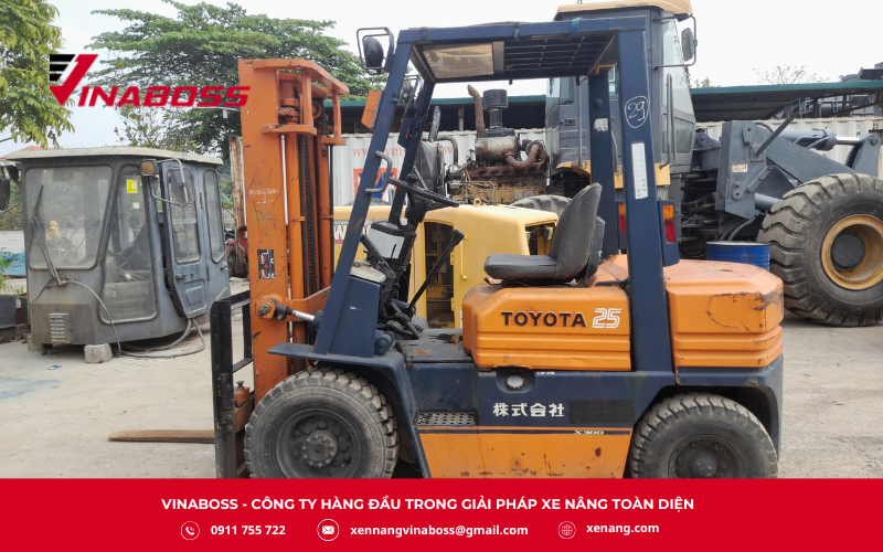 Chọn xe có khả năng nâng đúng hoặc lớn hơn trọng lượng hàng hóa thực tế