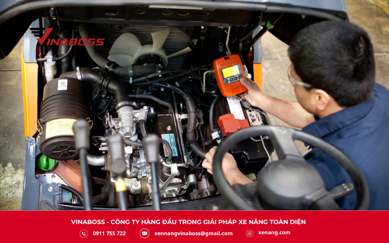 Sửa chữa xe nâng ảnh hưởng bởi nhiều yếu tố