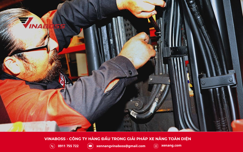 Thiết Bị Nâng Hạ chuyên cung cấp thiết bị và dịch vụ sửa chữa xe nâng tại Hà Nội