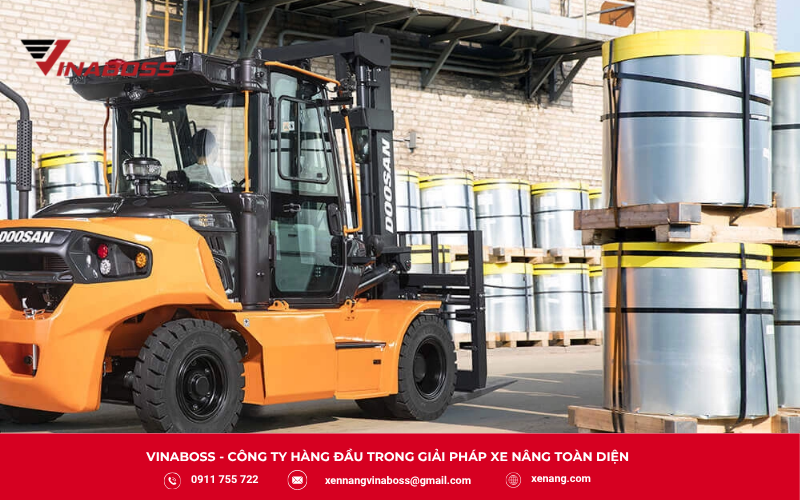 Xe nâng Forklift được ứng dụng rộng rãi trong kho bãi, sản xuất và logistics