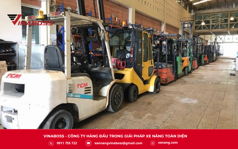 Với Vinaboss, mọi doanh nghiệp đều có thể lựa chọn xe nâng cũ hoặc xe nâng 90% mới