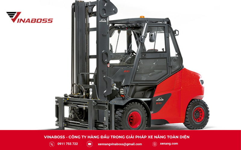 Xe nâng điện Forklift vận hành êm, phù hợp cho kho kín và nhà xưởng