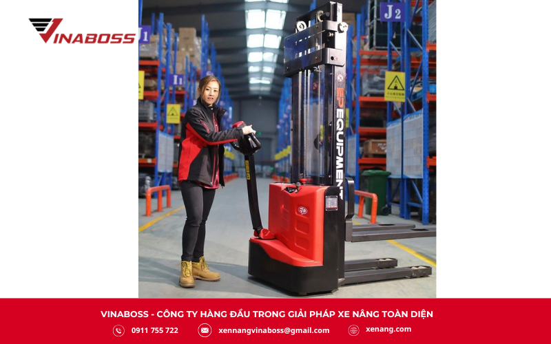 Xe nâng điện Stacker sẽ là lựa chọn phù hợp và tiết kiệm trong những trường hợp sau Kho nhỏ, kệ hàng không quá cao