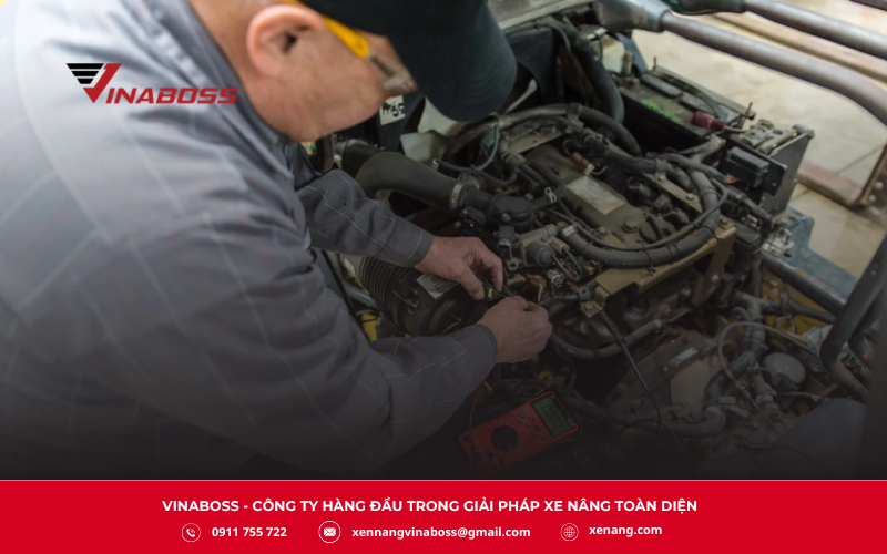 Xe nâng tại Bến Tre dễ gặp lỗi do môi trường ẩm, dầu dừa và xơ dừa