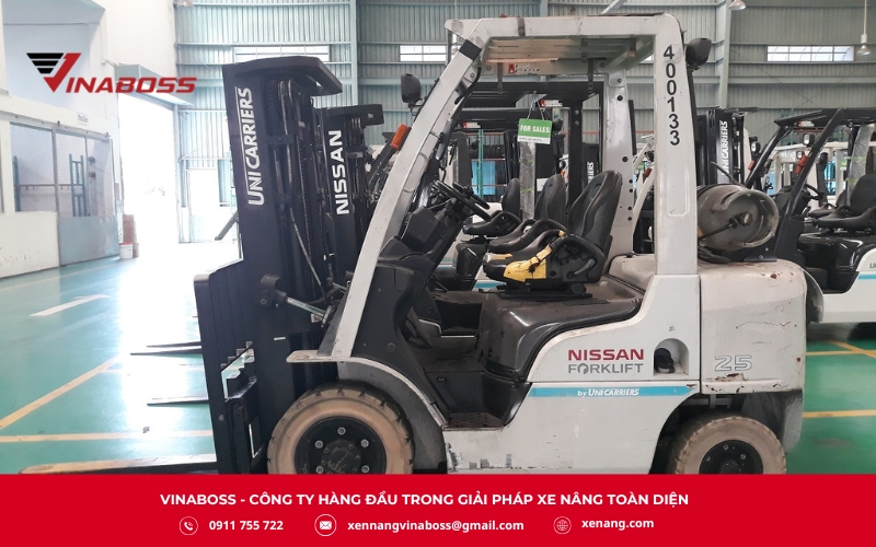 Xe nâng xăng gas Nissan