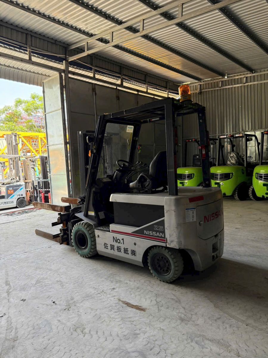 Vinaboss - Công ty sửa chữa xe nâng tay uy tín, chuyên nghiệp