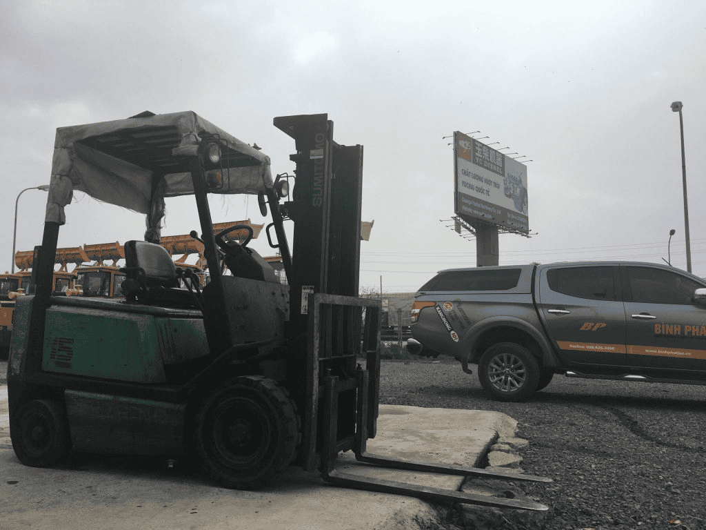 Sửa chữa hệ thống điều chỉnh chiều cao xe nâng