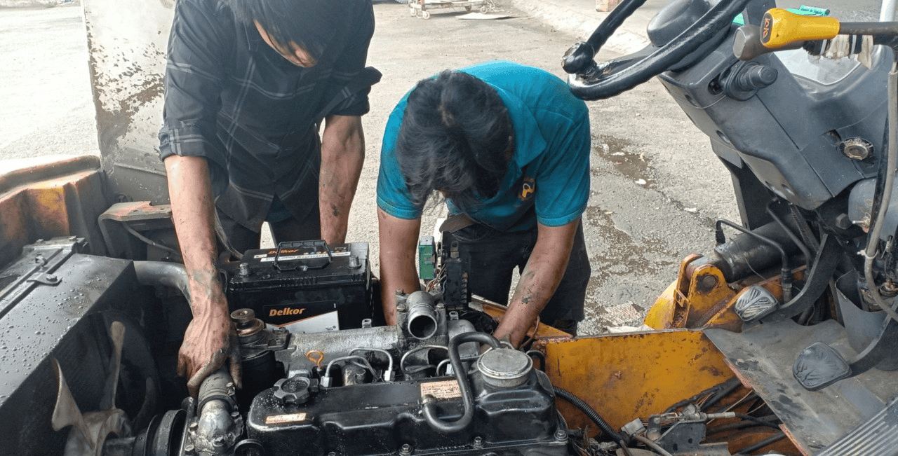 Sửa chữa hệ thống điều khiển xe nâng