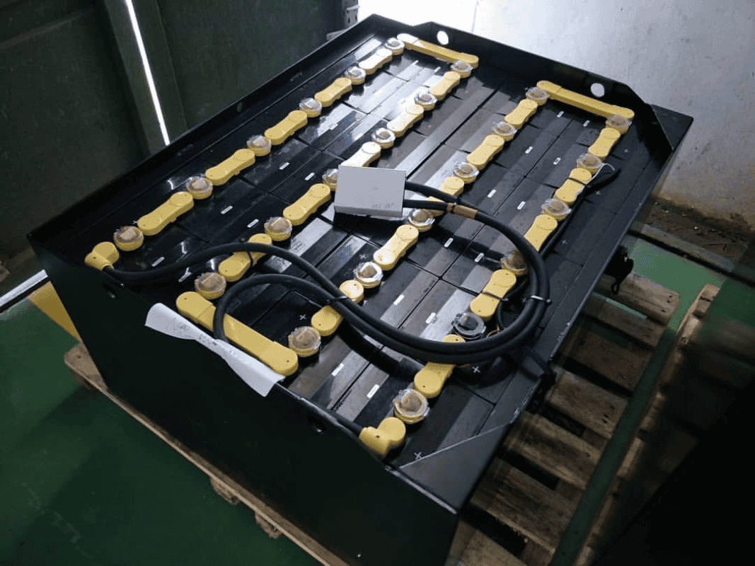 Sửa chữa hệ thống bình điện xe nâng
