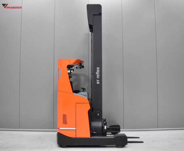 Xe Nâng Điện Reach Truck 1.6 Tấn Toyota RRE 160 HE