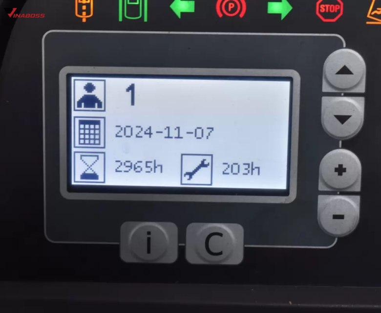 Xe Nâng Điện Reach Truck 1.6 Tấn Toyota RRE 160 HE