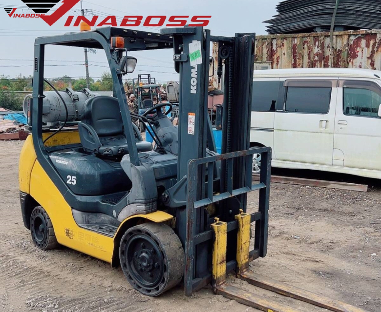 Xe Nâng Komatsu Model FG25NT-16