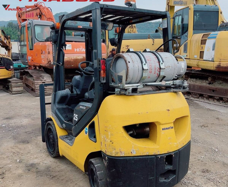 Xe Nâng Komatsu Model FG25NT-16