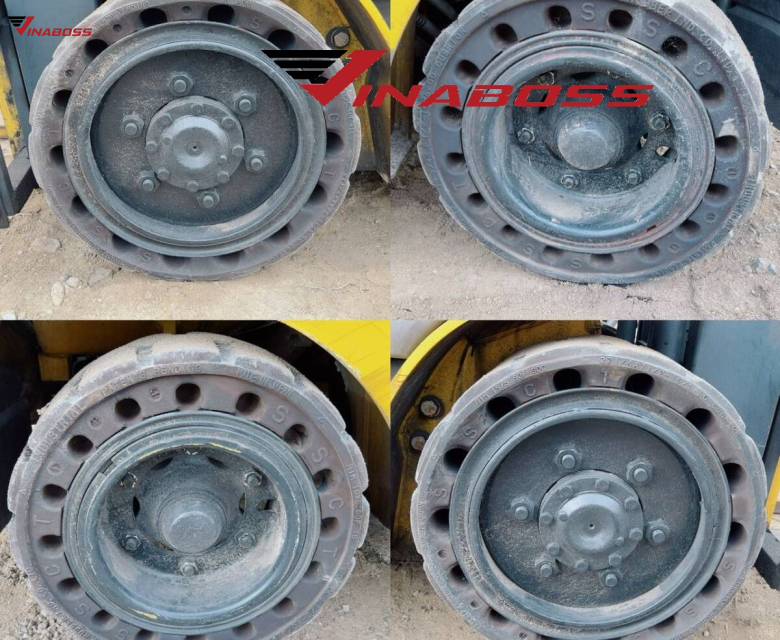 Xe Nâng Komatsu Model FG25NT-16
