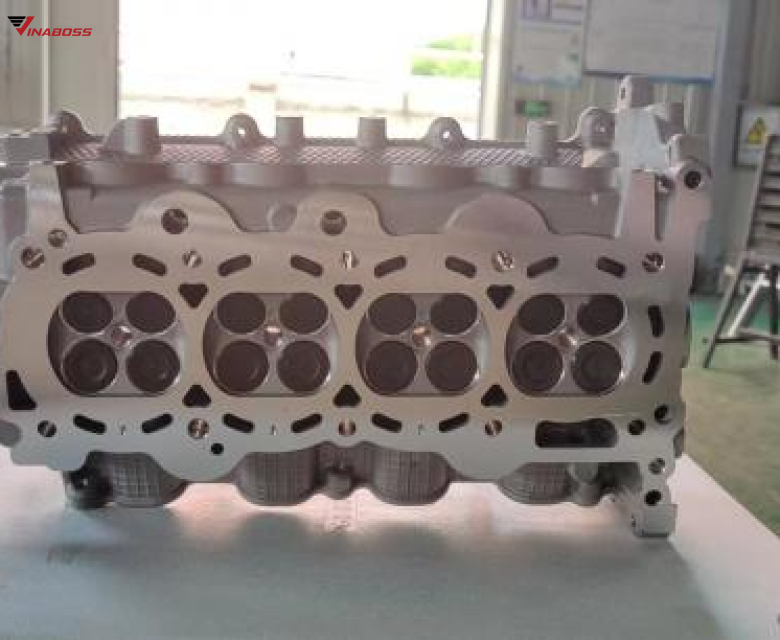 Đầu xi lanh Hyundai  Model: AG44