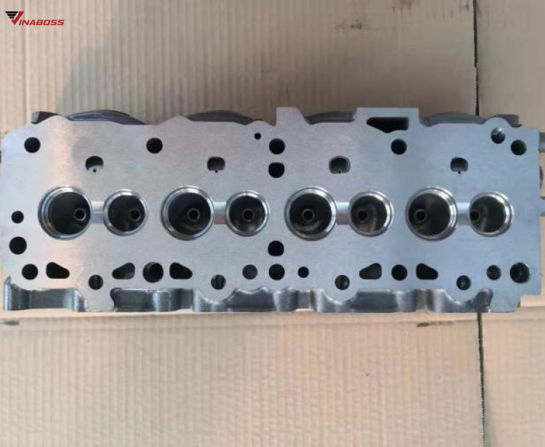 Đầu xi lanh Nissan Model : SD25