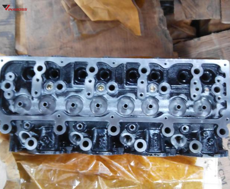 Đầu xi lanh Nissan Model: TD27