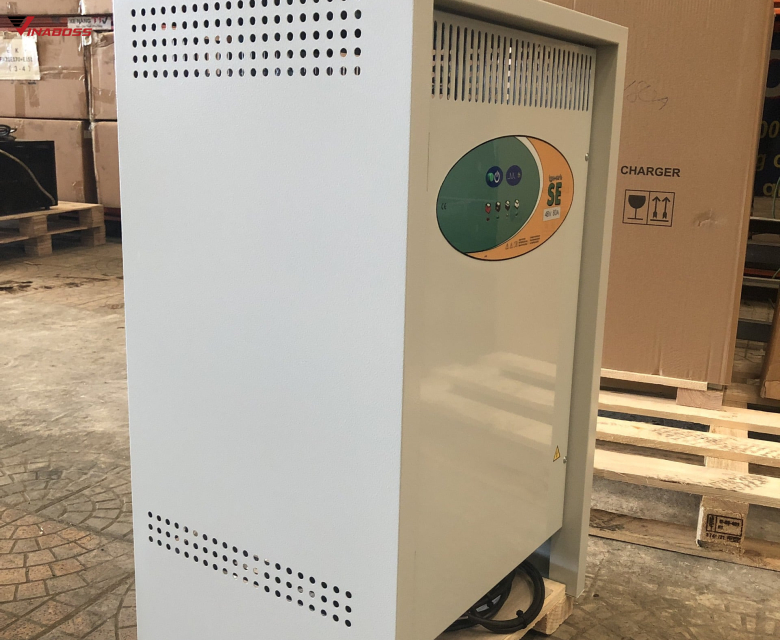 Máy sạc ắc quy xe nâng điện hãng SE 3 pha 48V-80A