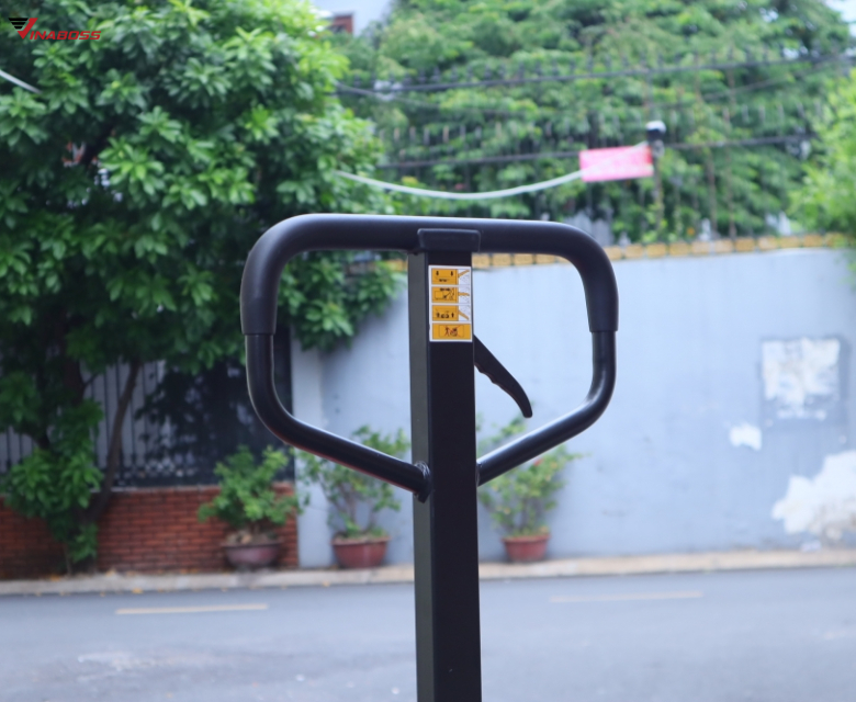 Xe nâng tay thấp Meditek HPT25M