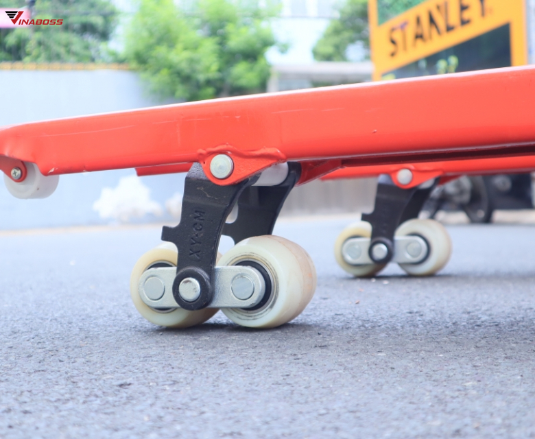 Xe nâng tay thấp Meditek HPT25M