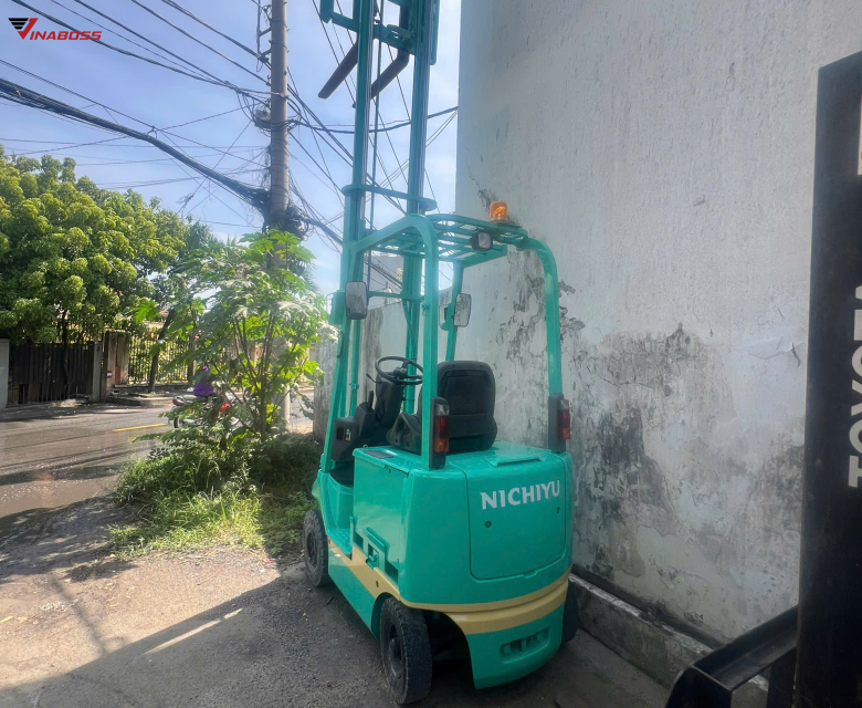 Xe nâng NICHIYU FB18PN-70B-450SF
