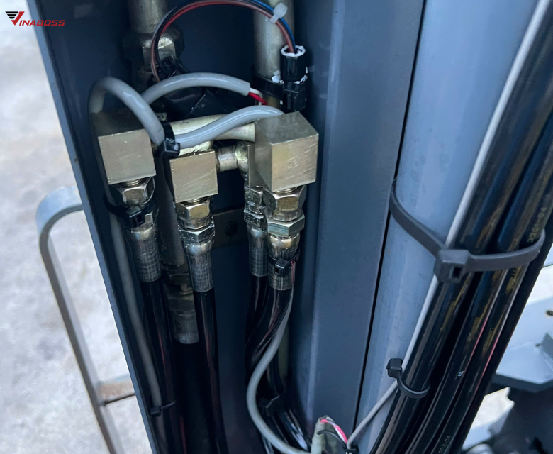 Xe nâng điện đứng lái 900kg NICHIYU FBRM9-75-300PBL 