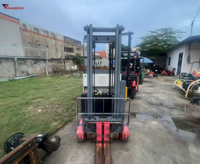 Xe Nâng Điện Đứng Lái 1.300kg NICHIYU FBRM13-75-300