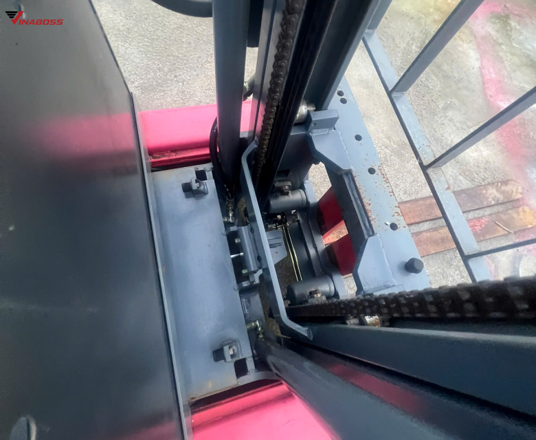 Xe Nâng Điện Đứng Lái 1.300kg NICHIYU FBRM13-75-300