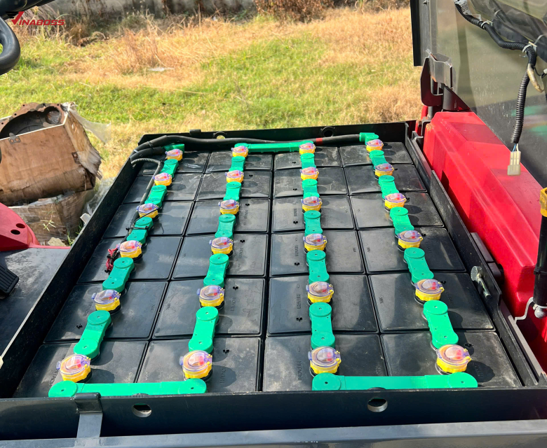 Xe Nâng Điện Ngồi Lái NICHIYU FB25PN-77C-400SE